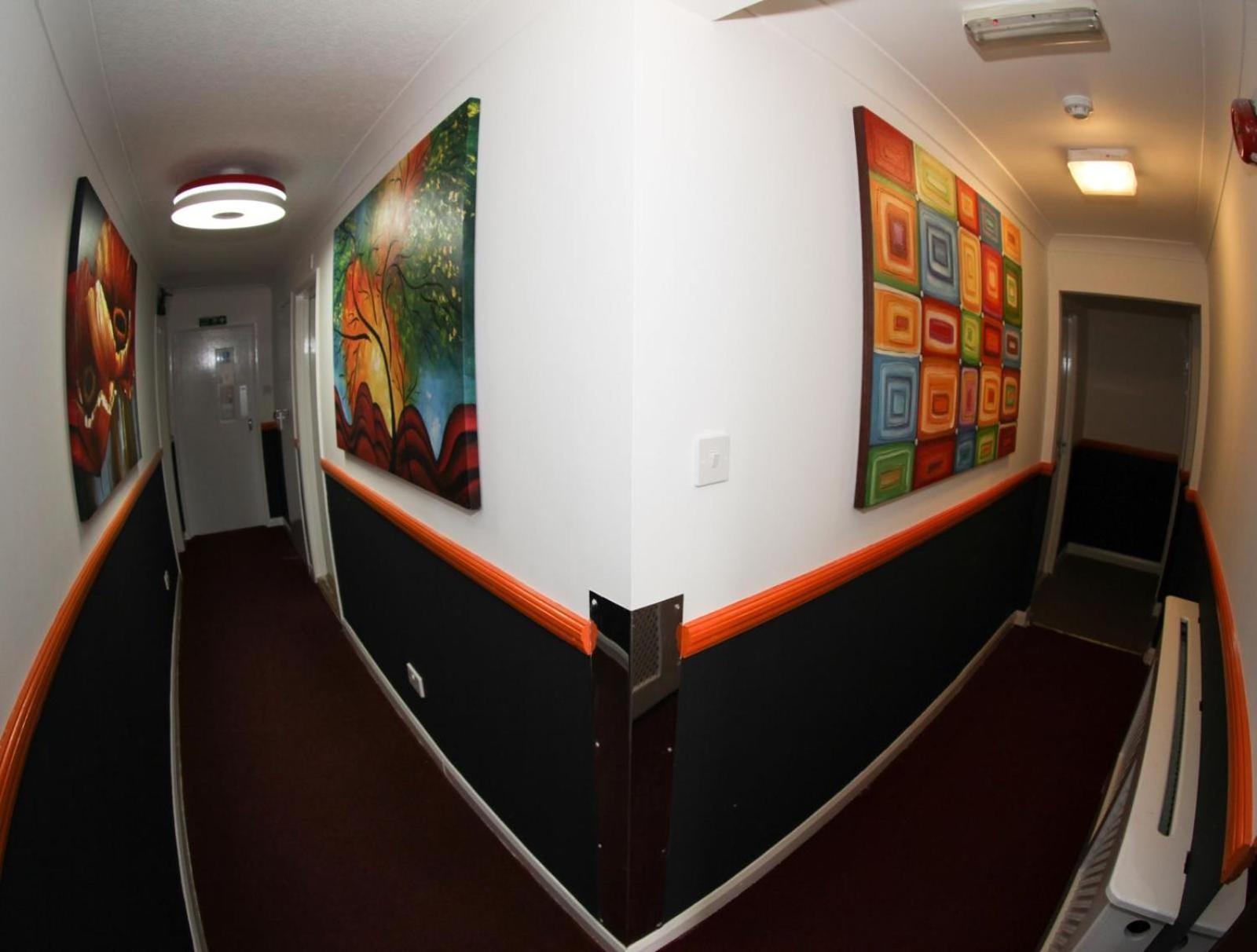 Heathrow Inn Hotel Хитроу Экстерьер фото